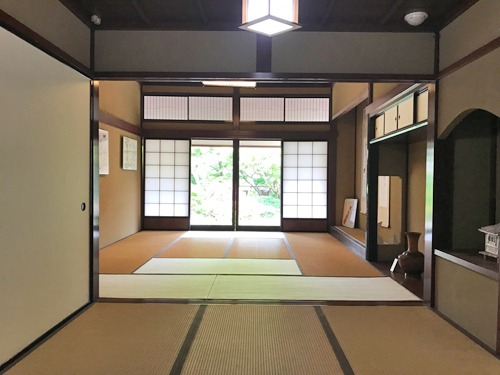 交流室