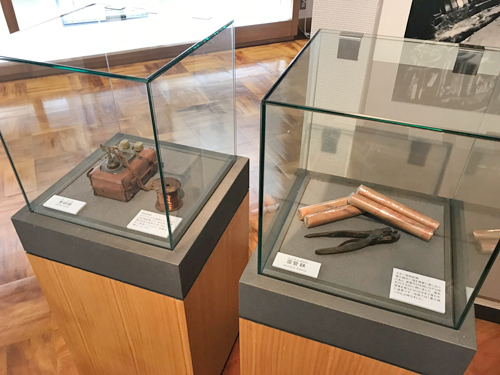 ダイナマイトと起爆装置
