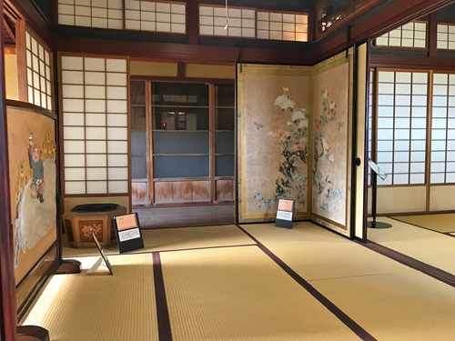控えの間