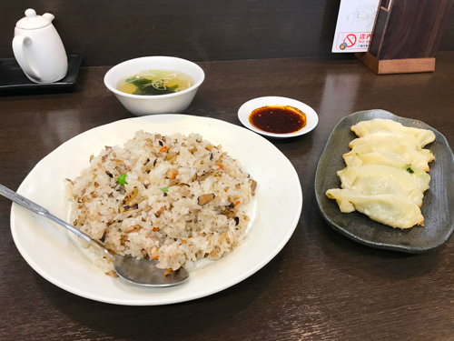 手作り餃子 長樂　焼きめし＋焼きぎょうざ