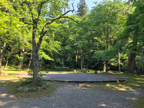 鶴仙渓の桜公園