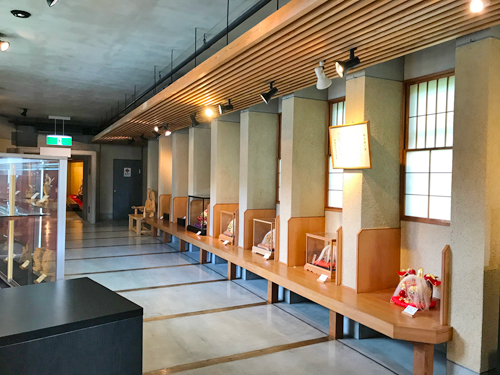 展示廊下2