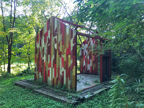 眞壁陸二の森のアンリの小屋