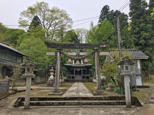 赤丸浅井神社の石鳥居