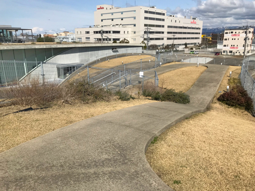 屋上の歩道