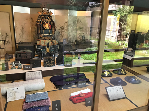 本家上時国家の家宝展示