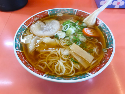 らーめん 王蘭　ワンタン麺