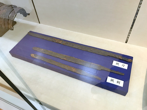 谷内16号墳の鉄剣