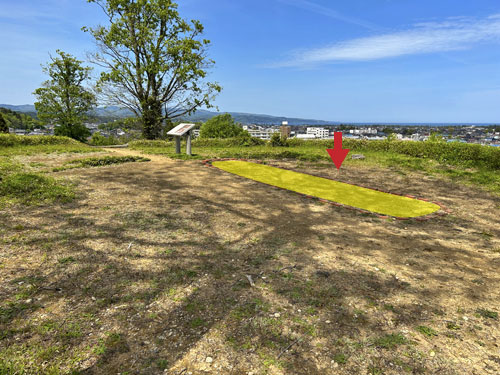 柳田布尾山古墳の墳頂