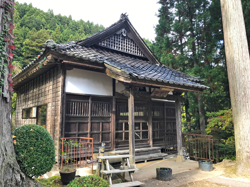 小振りなお堂