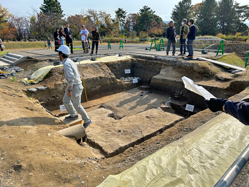 発掘現場