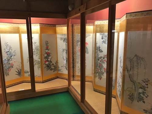 俵屋宗達 百花百熊之図
